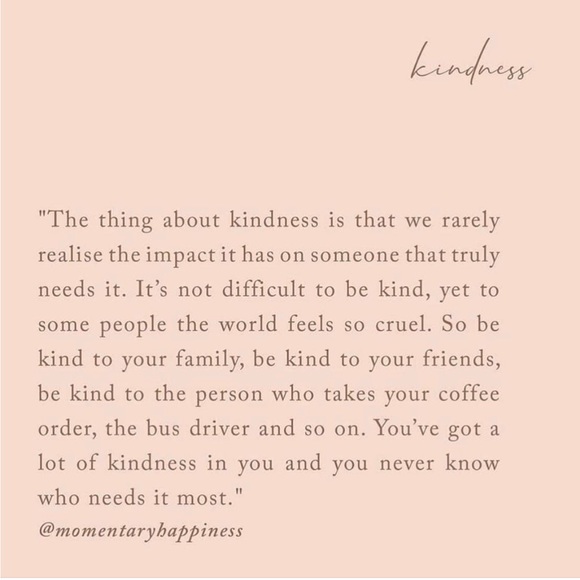 Yogabeachgirl is LIVE💗 50% Off Tray Items! Closet Requests at Great Savings - Picture 5 of 7